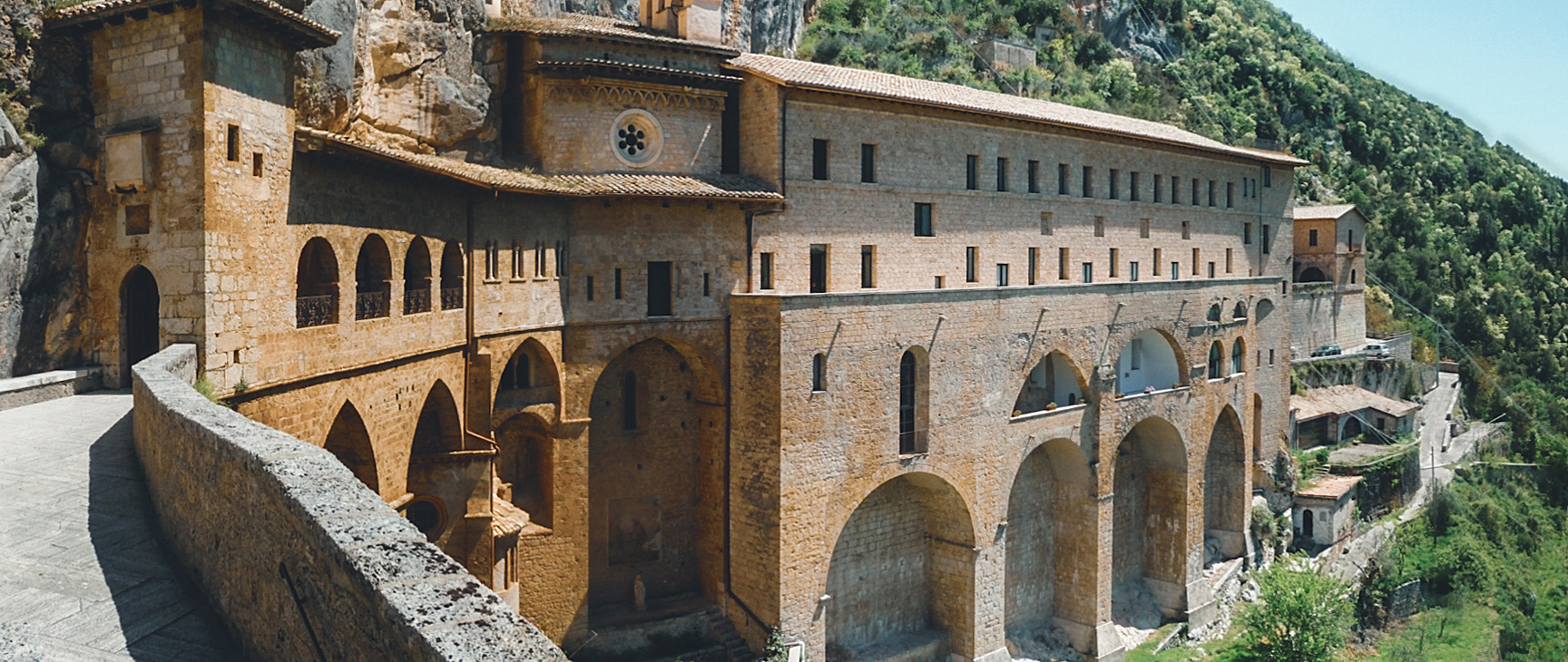 Zaštićeno: 2639113 / 18.-25.11.2026. Cascia – Norcia – Subiaco – Monte Cassino – Napulj -Pompeji – Pietrelcina – Lanciano
